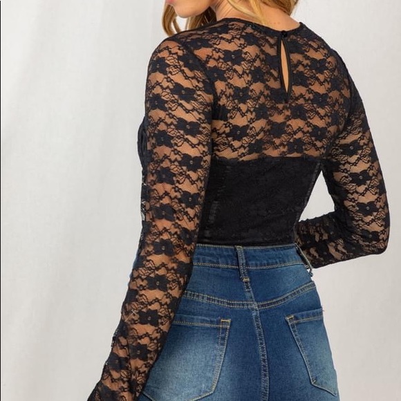 🎀 2 X’s Host Pick 🎀 Black Lace Bodysuit - Picture 2 of 5